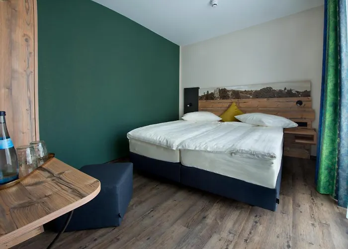 فندق Zum Gruenen Baum